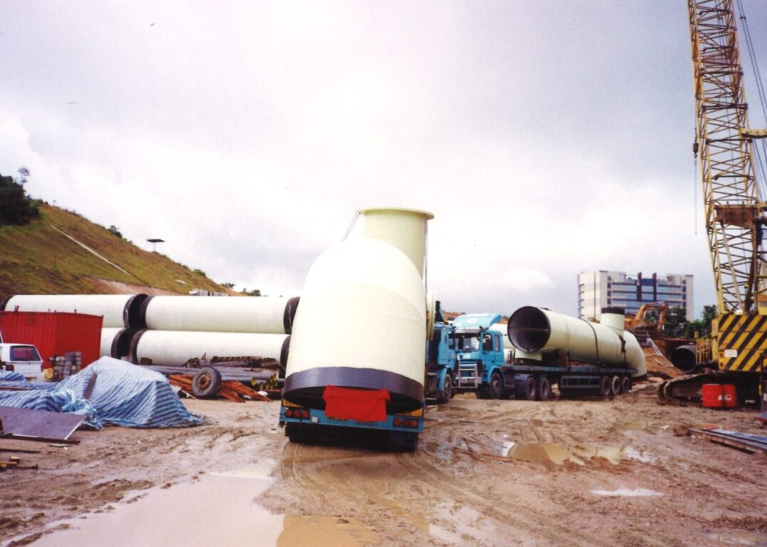 Tube04